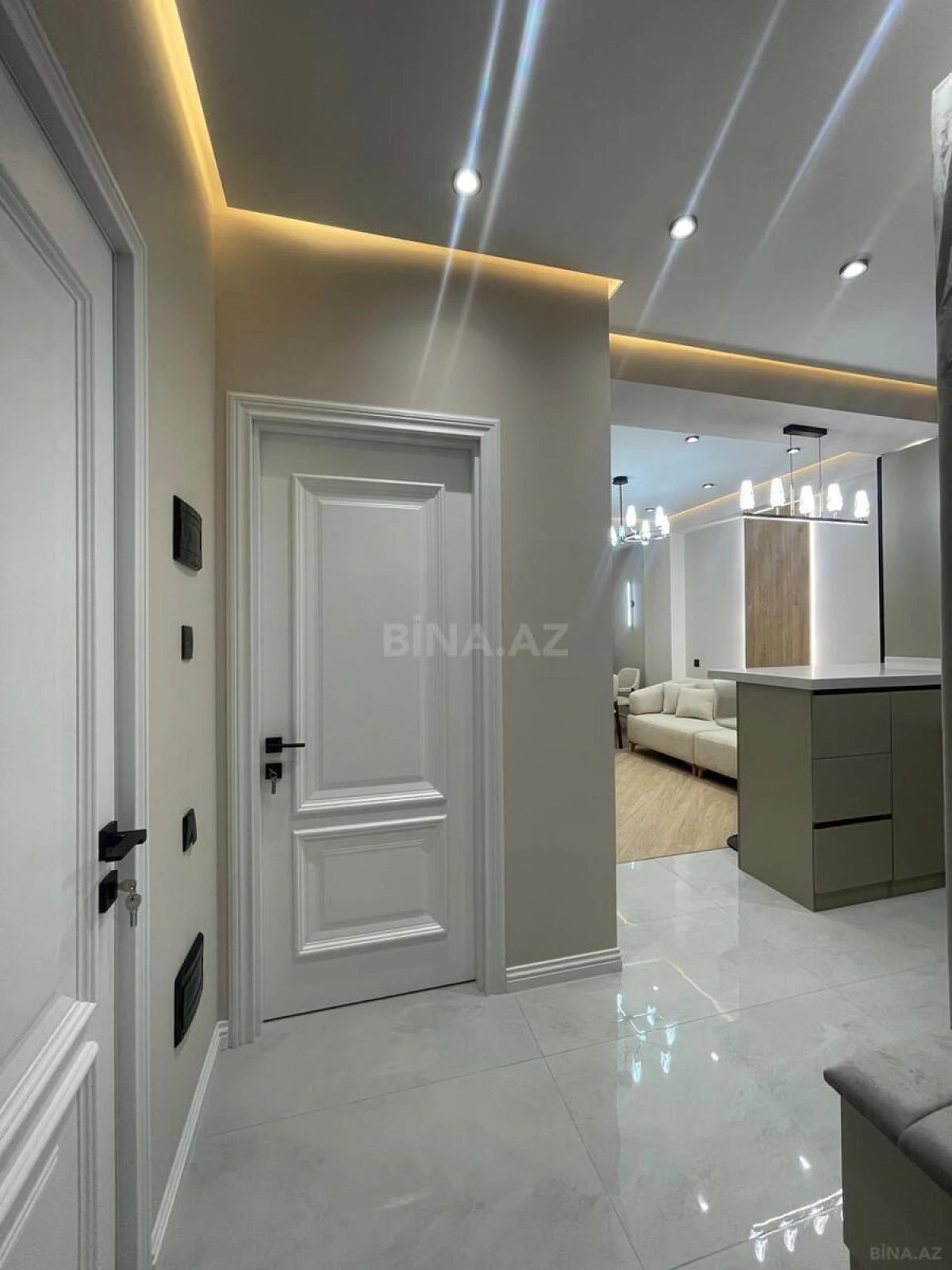 Satılır 2 otaqlı mənzil 55 m²