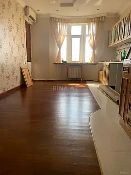 Satılır 3 otaqlı mənzil 123 m² — Bakı, Həzi Aslanov qəs. 3 otaq 123.00 m²