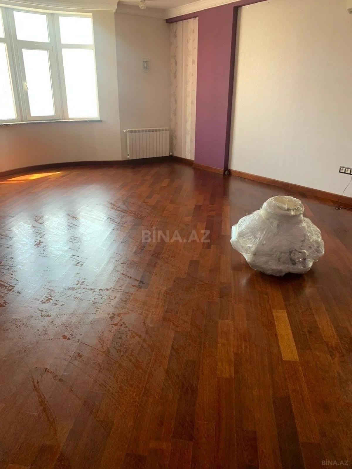 Satılır 3 otaqlı mənzil 123 m²