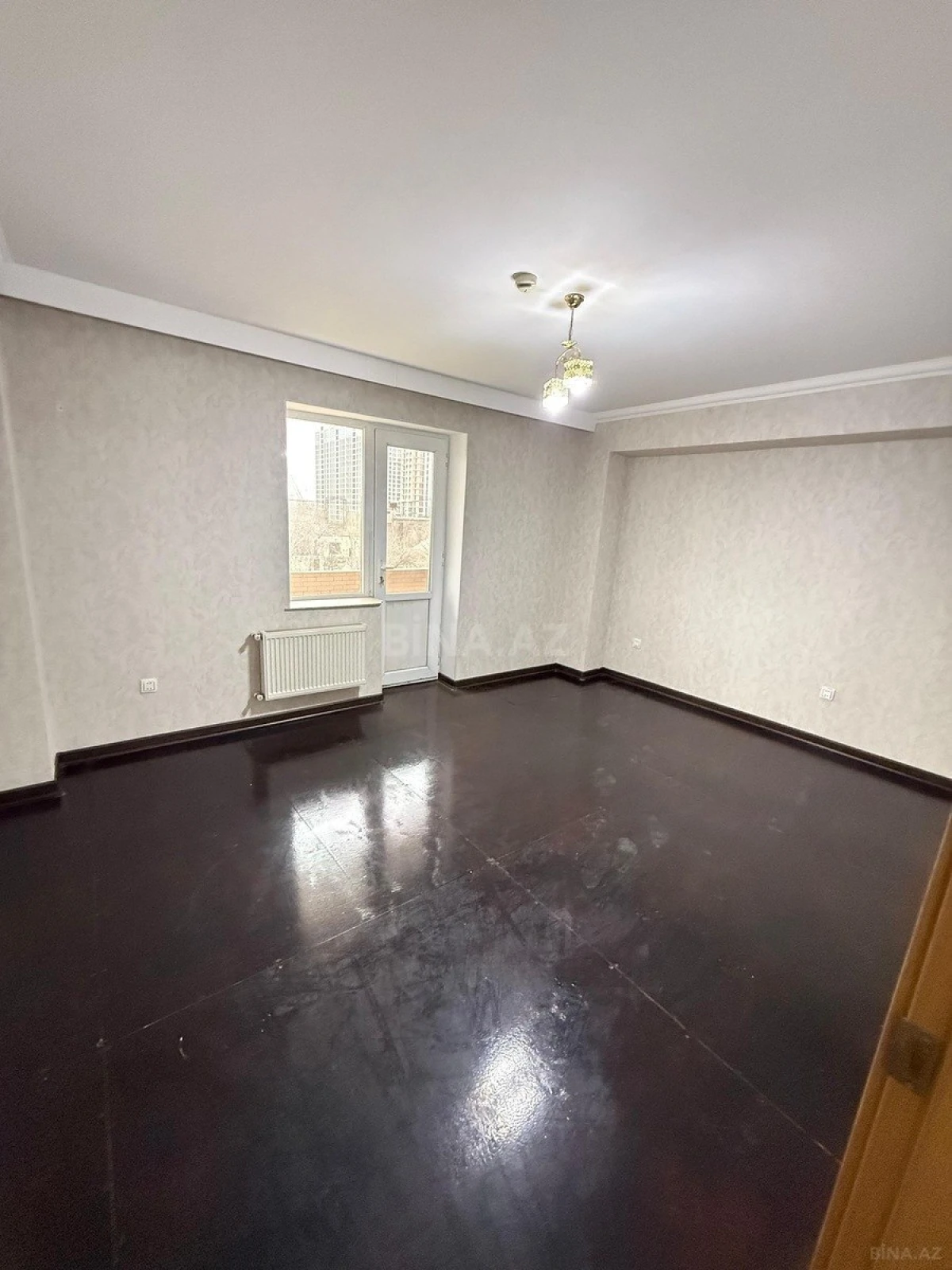 Kirayə verilir 3 otaqlı mənzil 130 m²