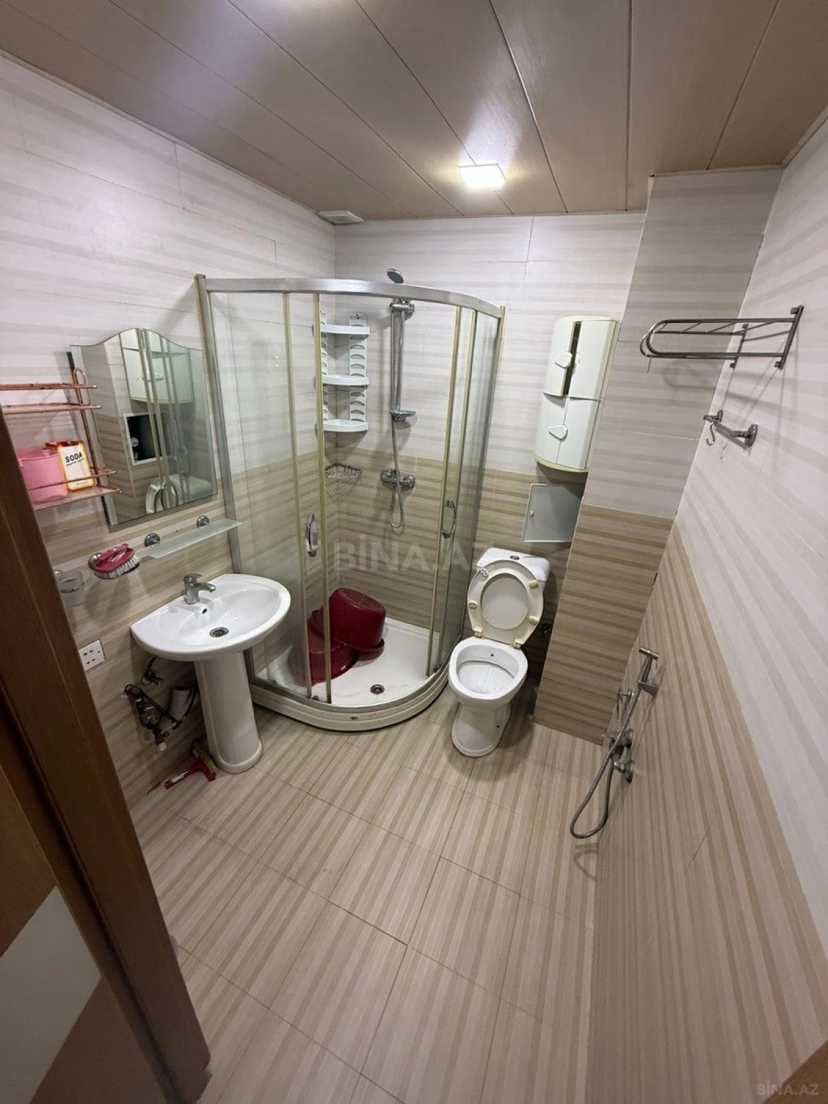 Kirayə verilir 3 otaqlı mənzil 130 m²