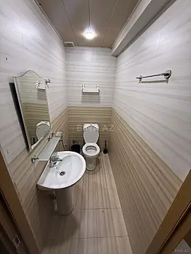 Kirayə verilir 3 otaqlı mənzil 130 m²