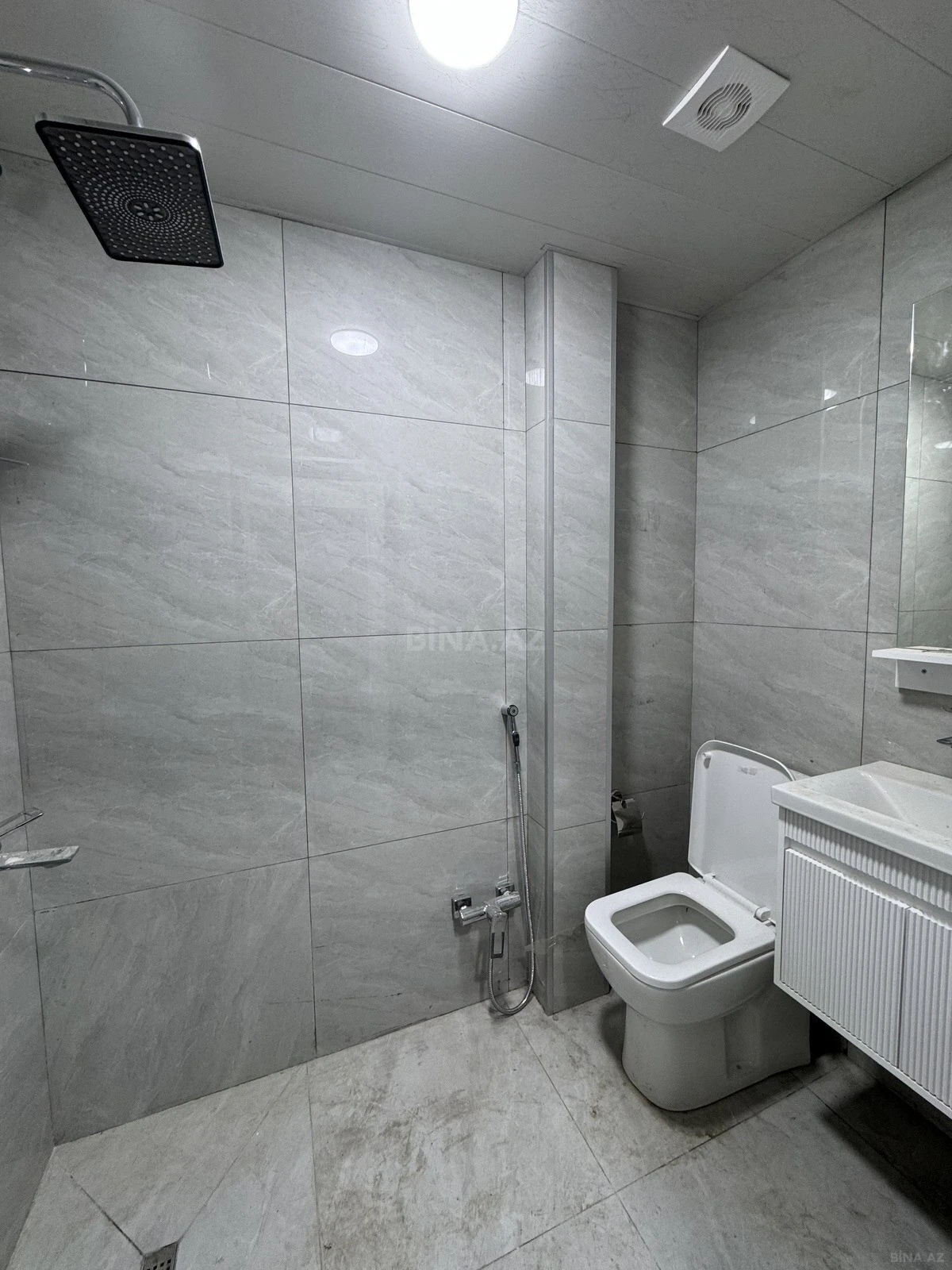 Satılır 2 otaqlı mənzil 40 m²