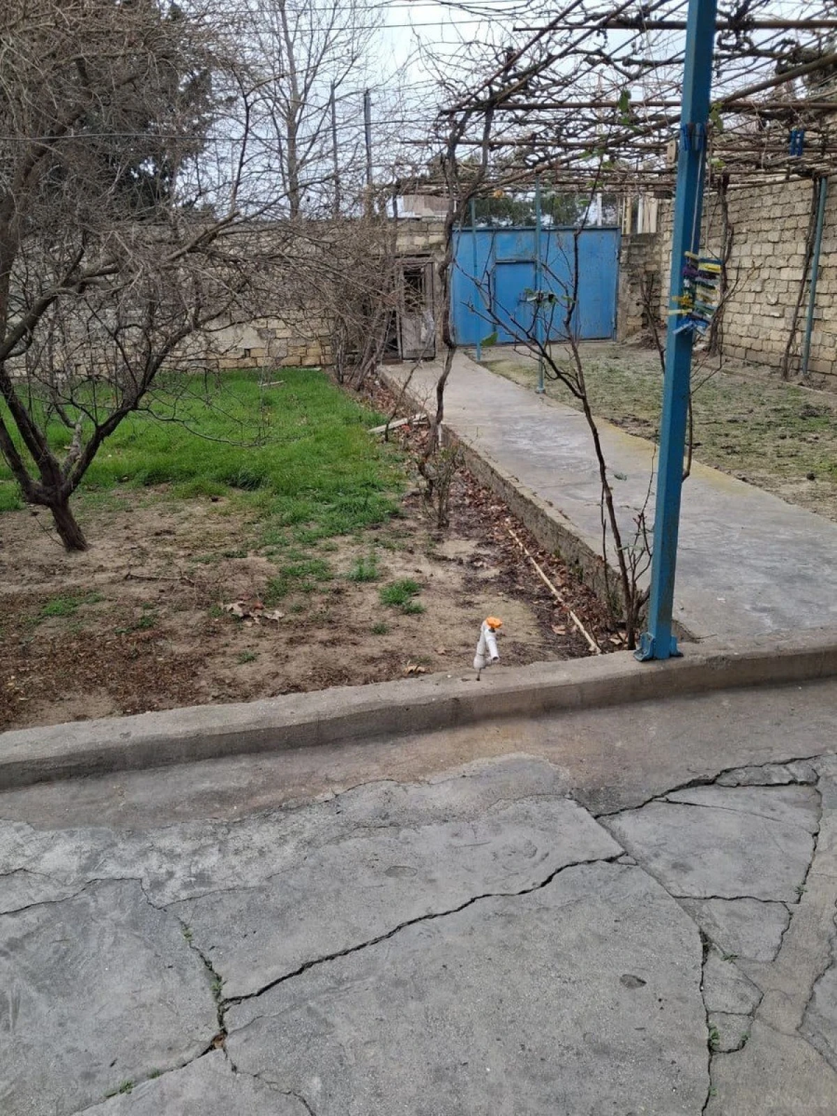 Satılır torpaq sahəsi 10 m²