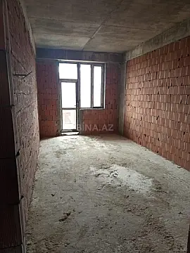 Satılır 3 otaqlı mənzil 180 m²