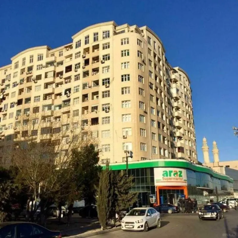 Satılır 2 otaqlı mənzil 60 m²