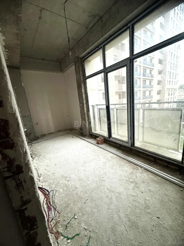 Satılır 3 otaqlı mənzil 97 m²