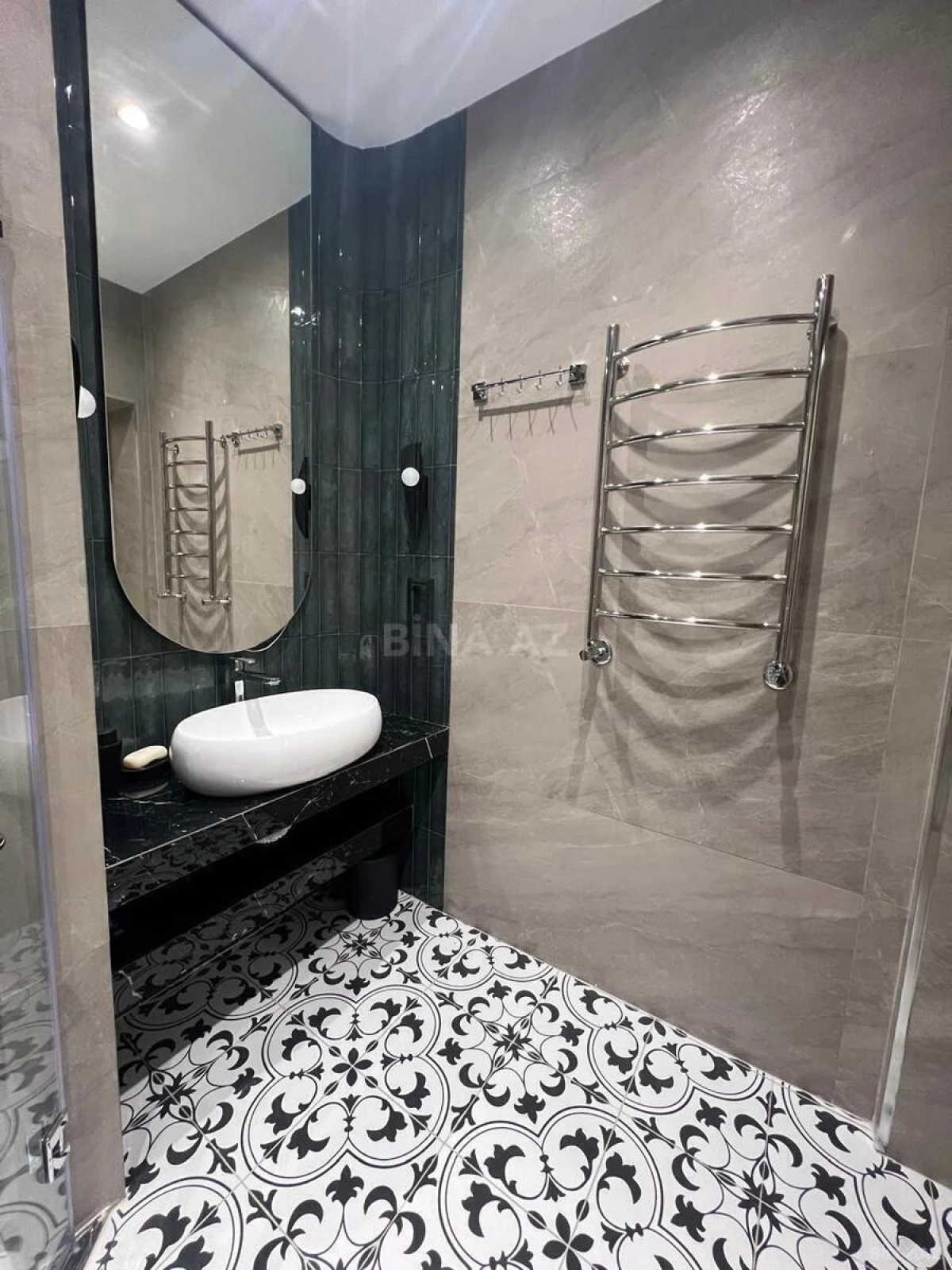 Kirayə verilir 2 otaqlı mənzil 67 m²