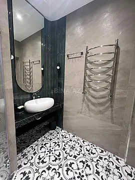 Kirayə verilir 2 otaqlı mənzil 67 m²