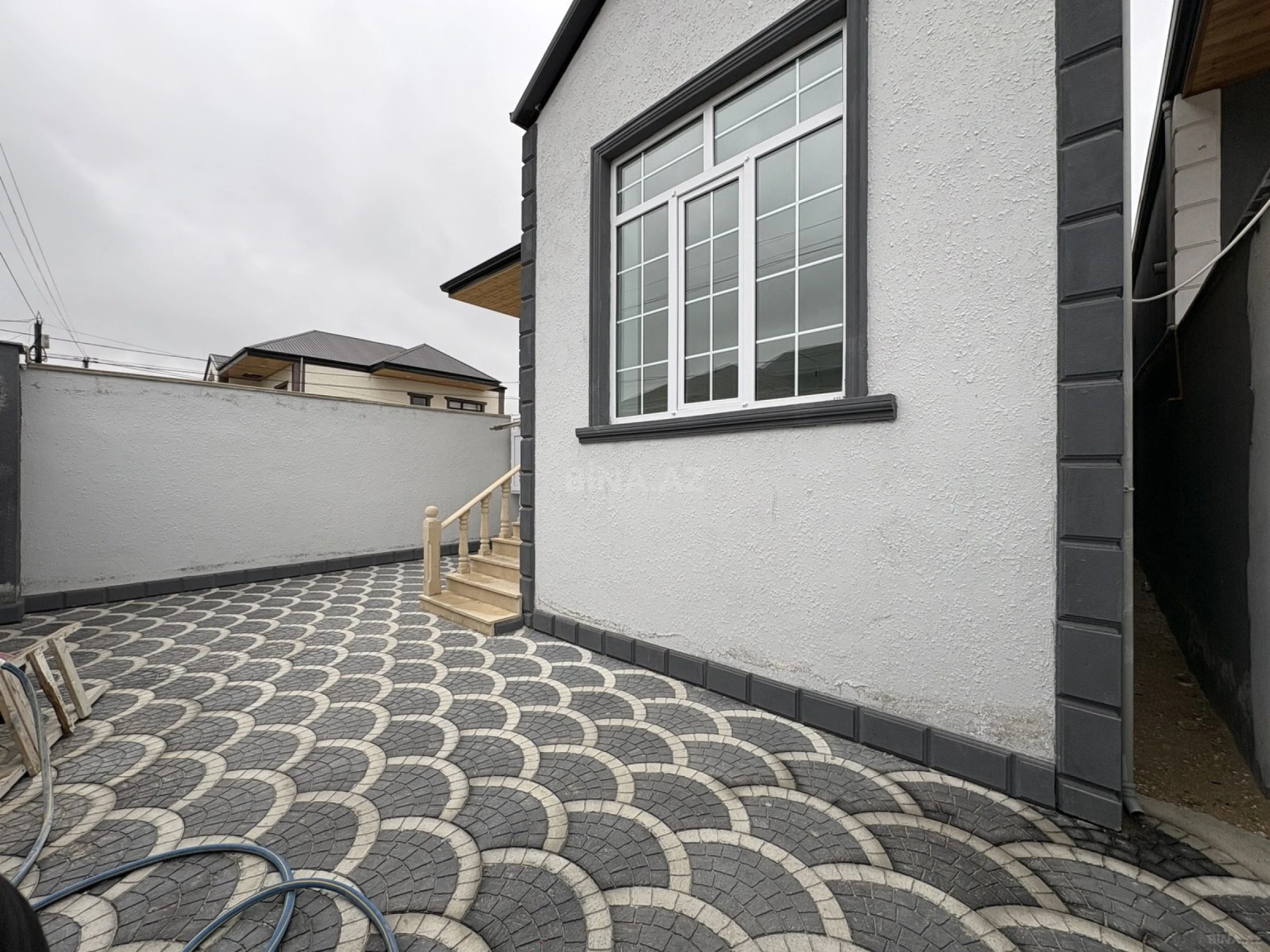 Satılır 4 otaqlı həyət evi 110 m²