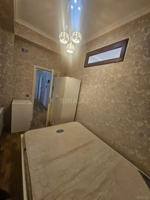 Satılır 2 otaqlı mənzil 72 m²