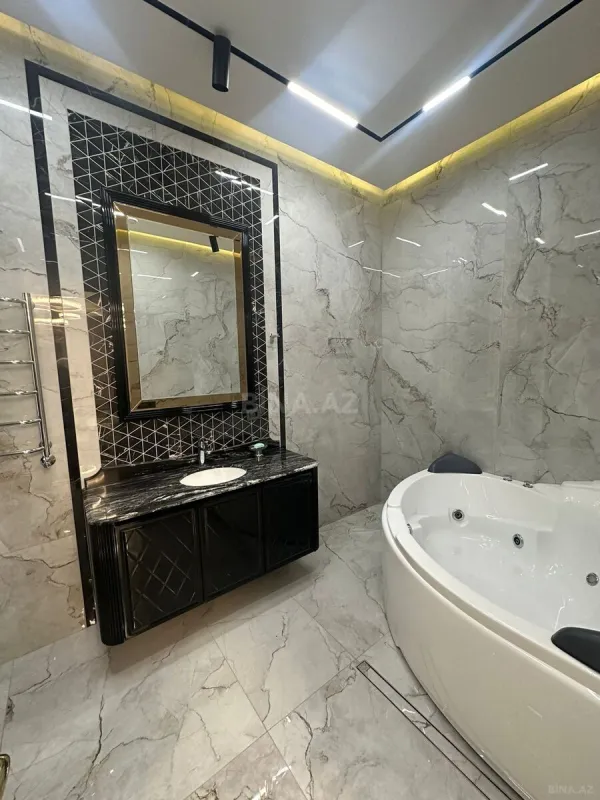 Kirayə verilir 3 otaqlı mənzil 180 m²