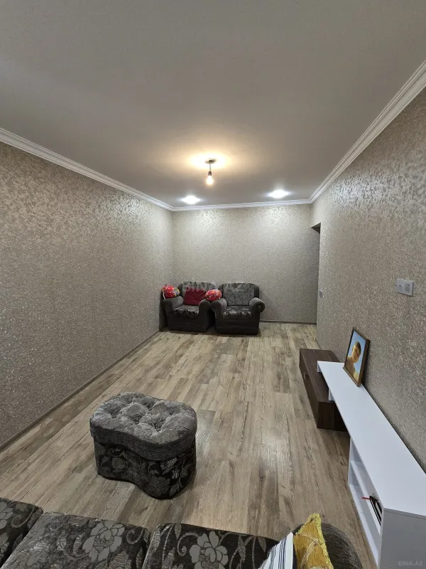 Satılır 2 otaqlı mənzil 70 m²