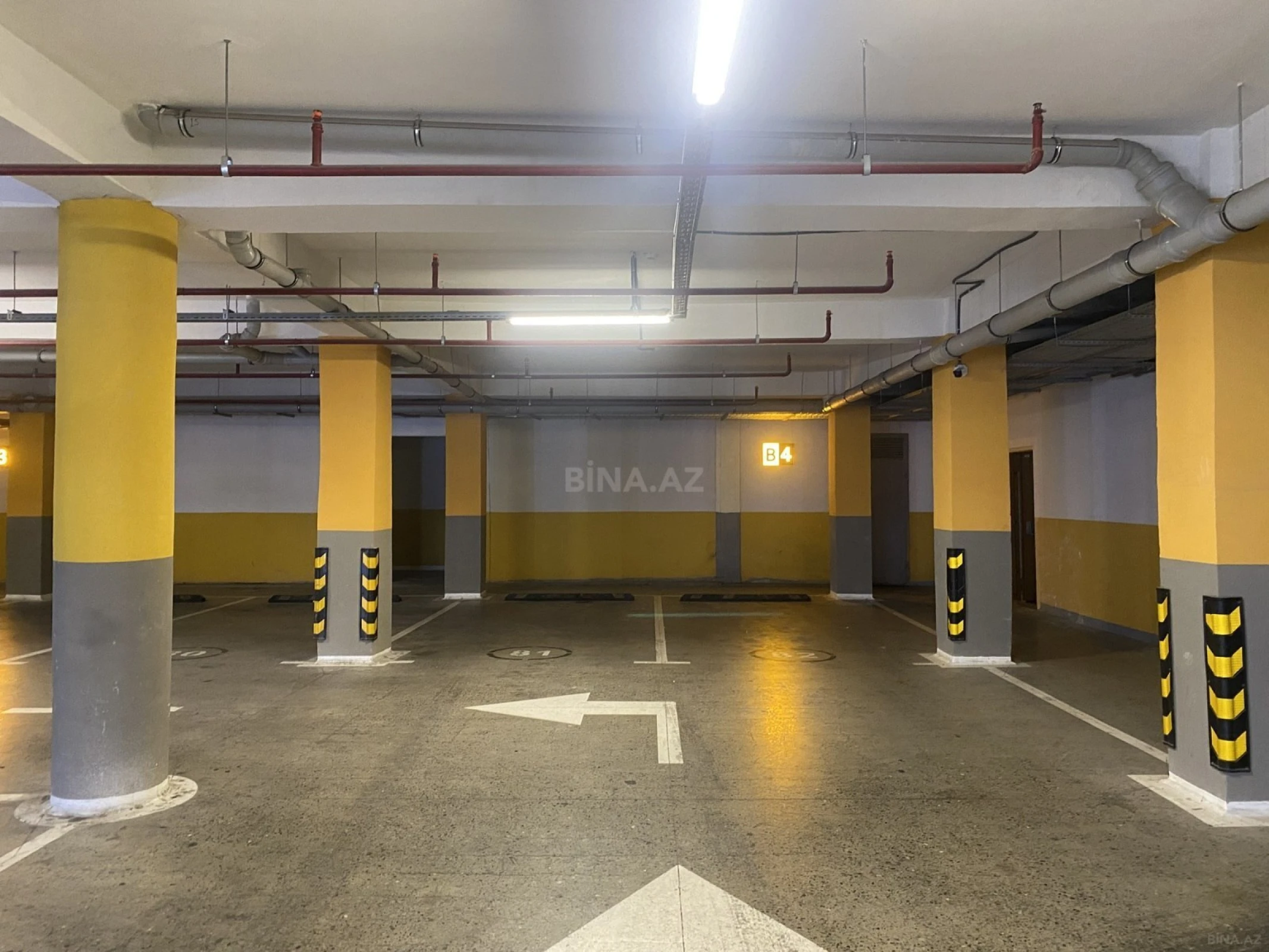 Satılır 3 otaqlı mənzil 142 m²