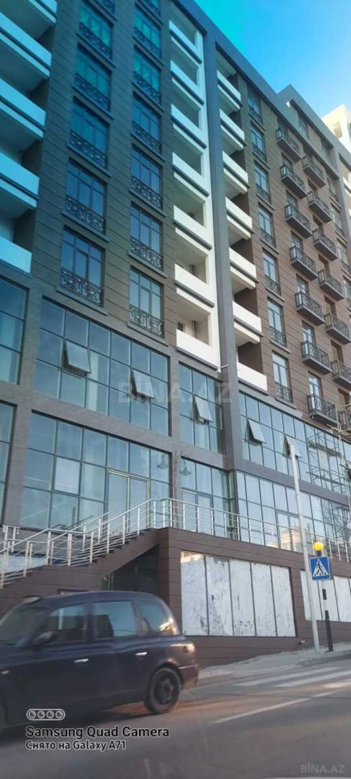 Satılır 2 otaqlı mənzil 98 m²