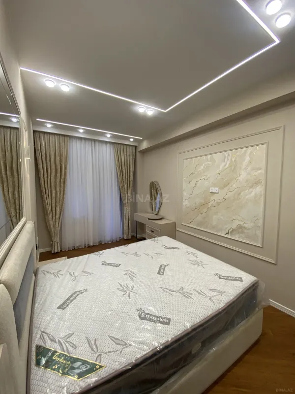 Satılır 2 otaqlı mənzil 70 m²