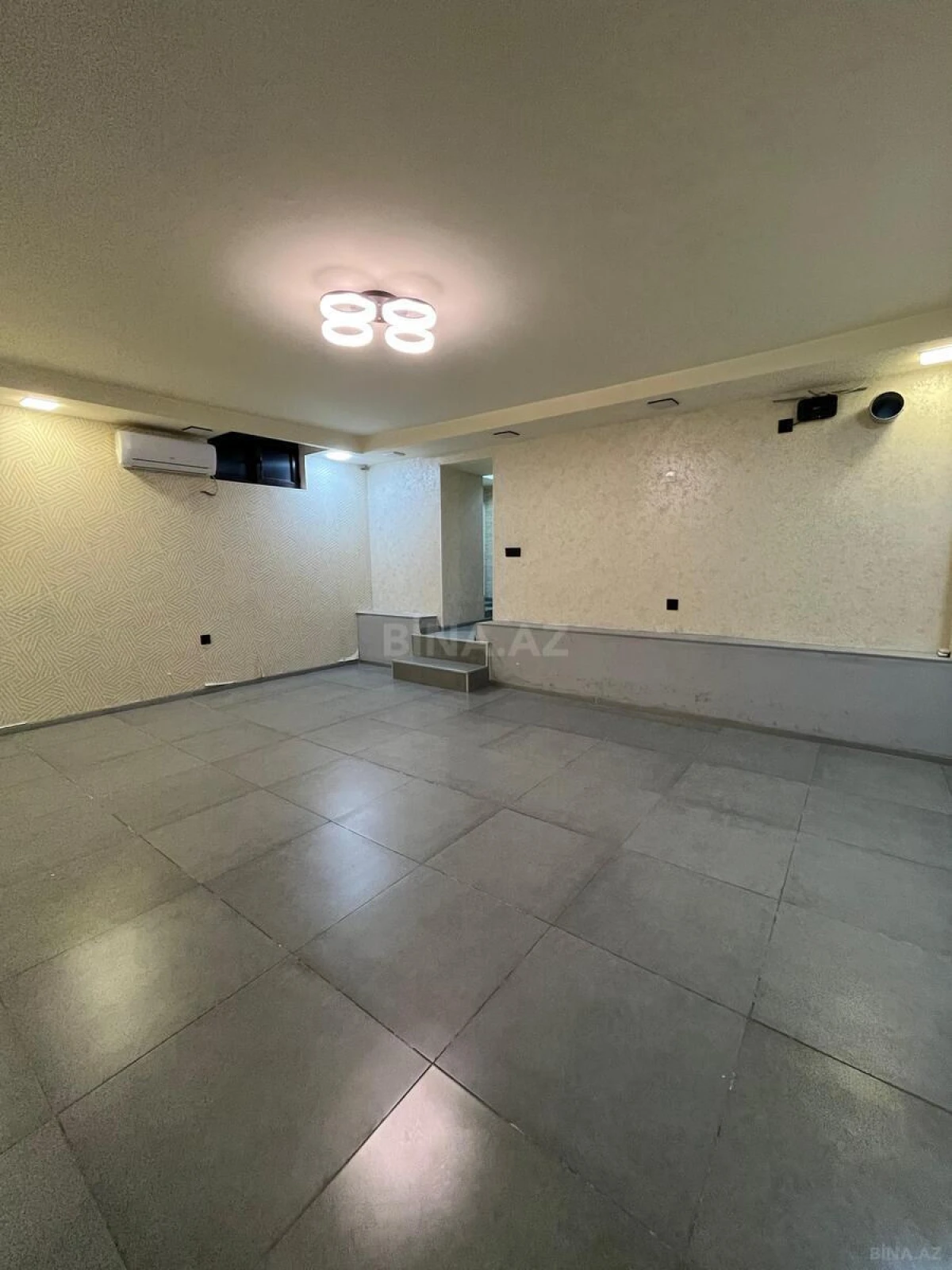 Kirayə verilir obyekt 80 m²