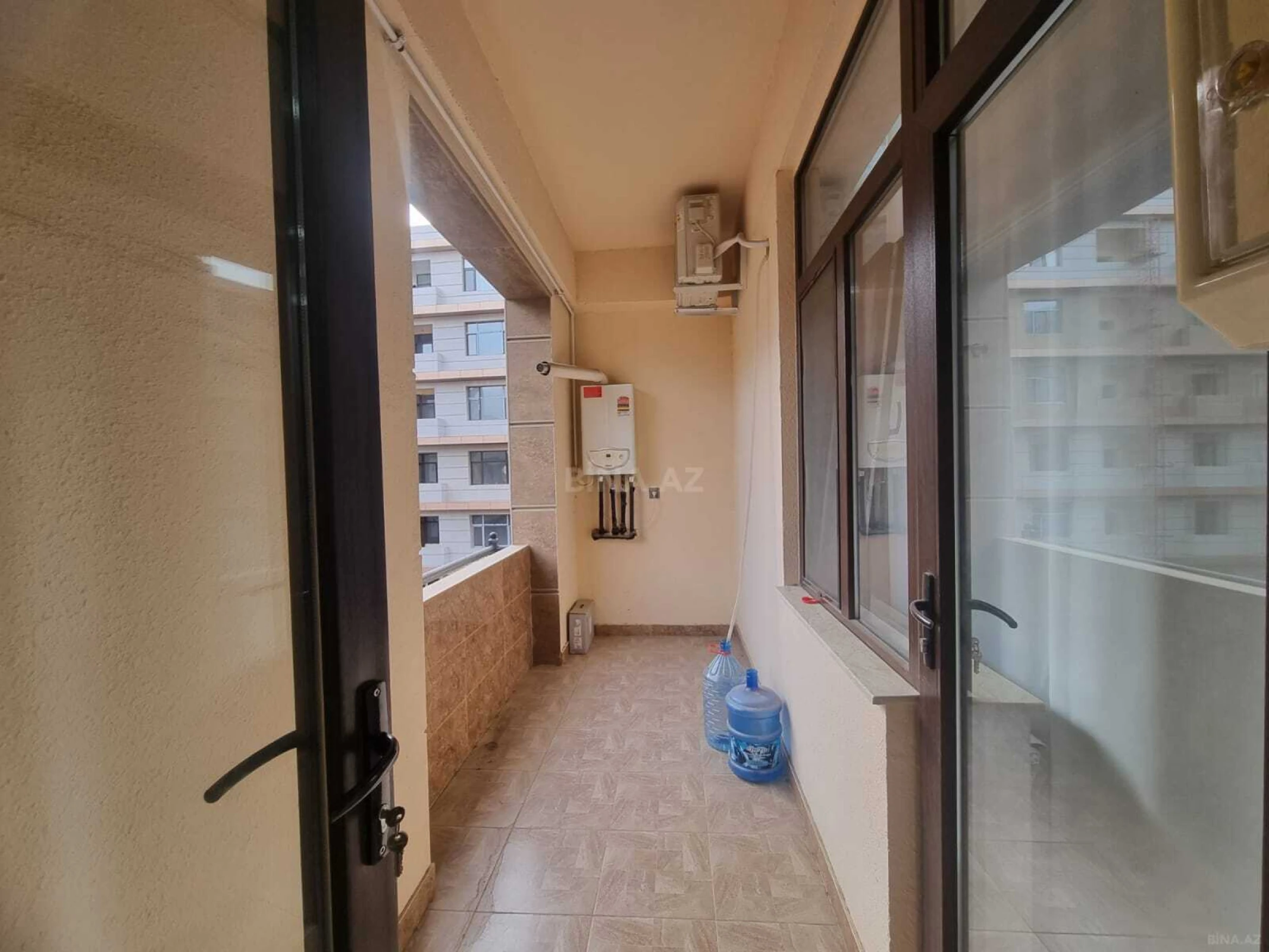 Kirayə verilir 2 otaqlı mənzil 70 m²