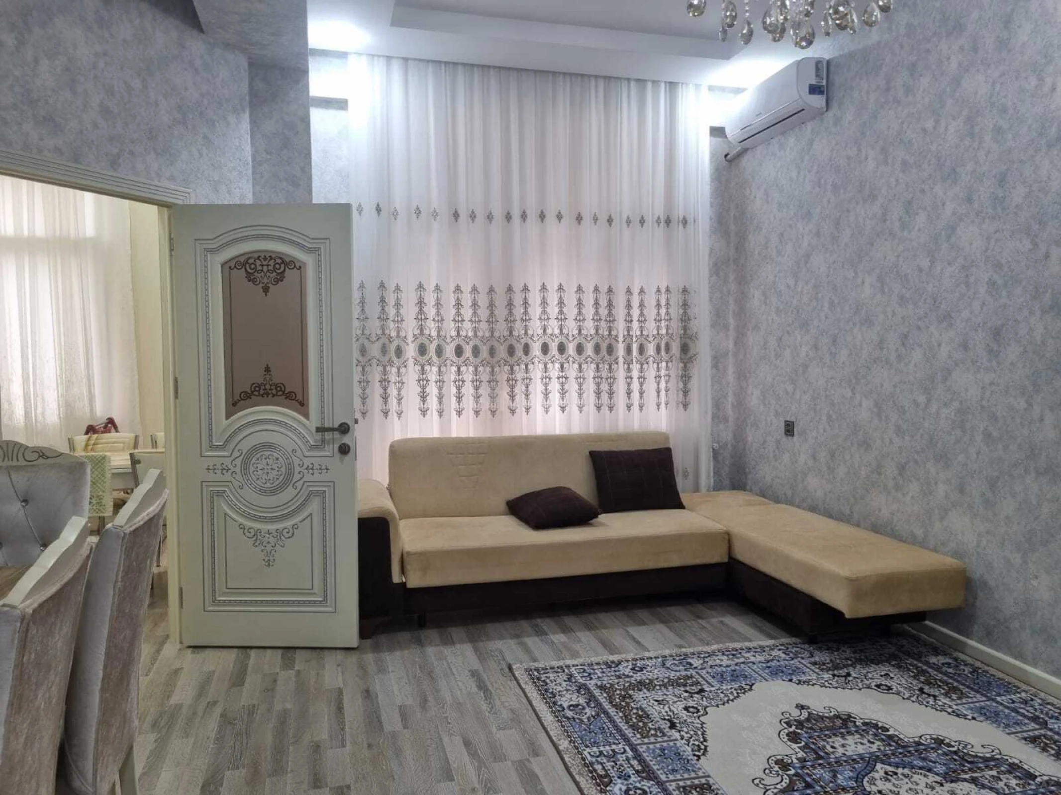 Kirayə verilir 2 otaqlı mənzil 70 m²