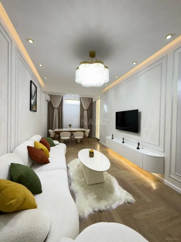 Satılır 3 otaqlı mənzil 98 m²