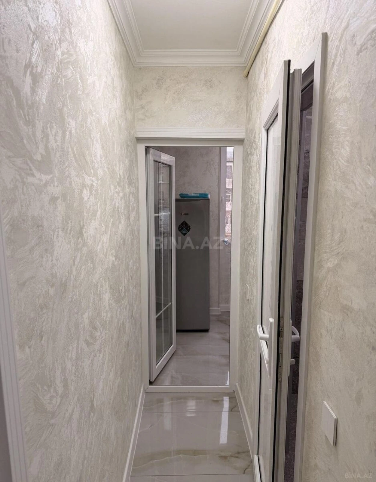 Kirayə verilir 2 otaqlı mənzil 55 m²