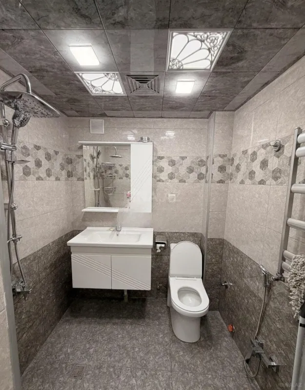 Kirayə verilir 2 otaqlı mənzil 55 m²