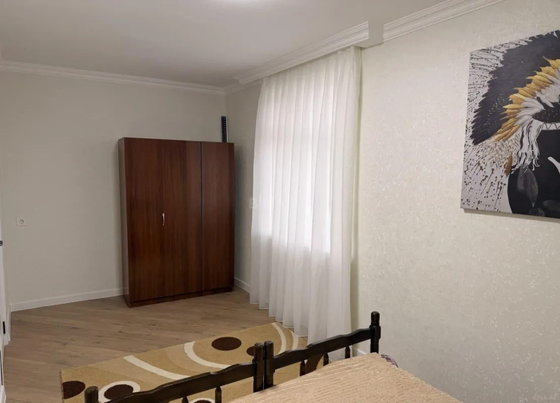 Kirayə verilir 2 otaqlı mənzil 55 m²