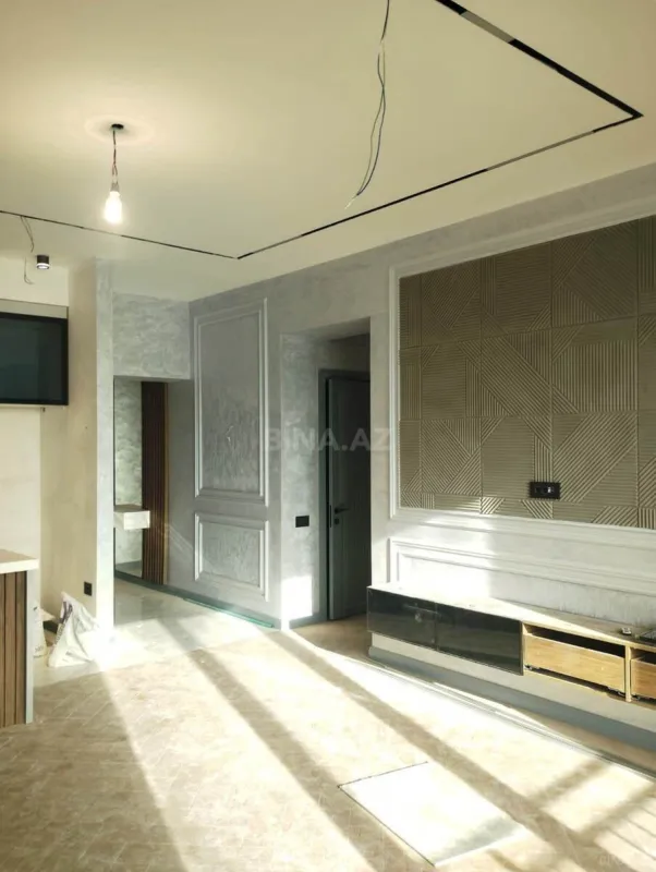 Satılır 4 otaqlı mənzil 100 m²