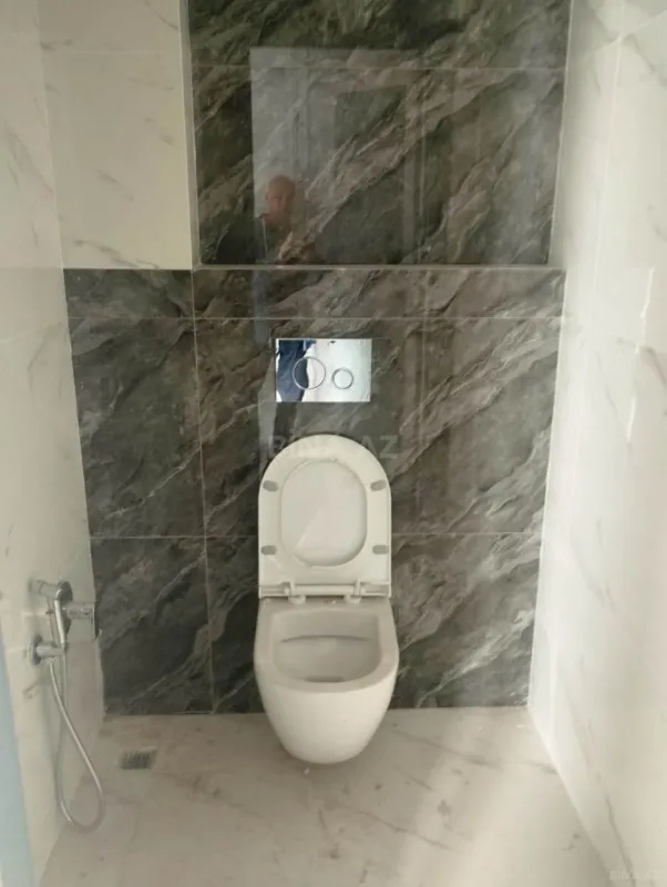 Satılır 4 otaqlı mənzil 100 m²