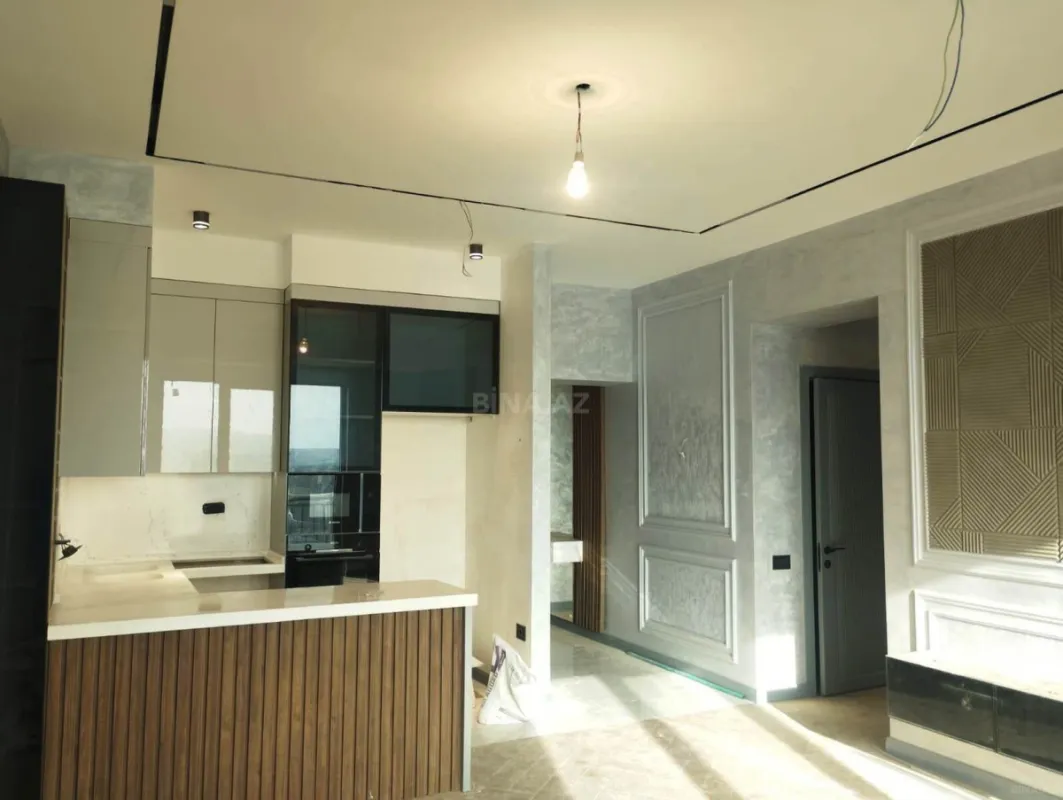 Satılır 4 otaqlı mənzil 100 m²