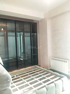 Satılır 4 otaqlı mənzil 100 m²