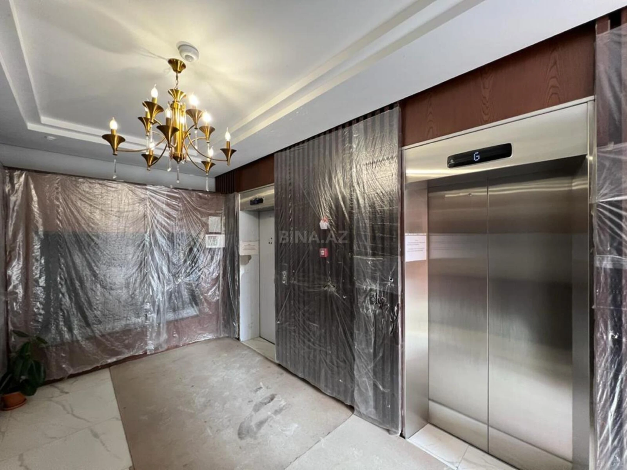 Satılır 4 otaqlı mənzil 100 m²