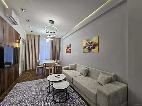 Satılır 3 otaqlı mənzil 77 m²