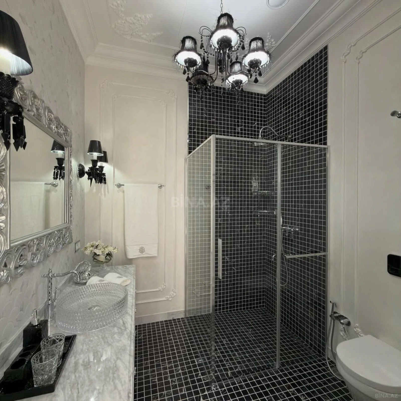 Kirayə verilir 6 otaqlı həyət evi 400 m²