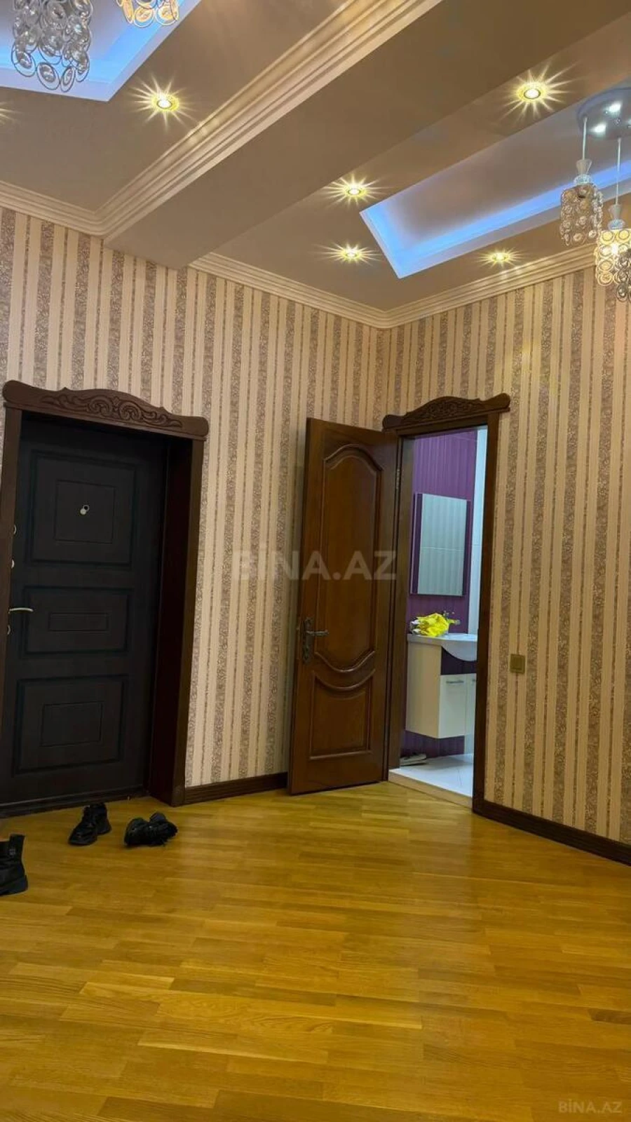 Kirayə verilir 2 otaqlı mənzil 120 m²