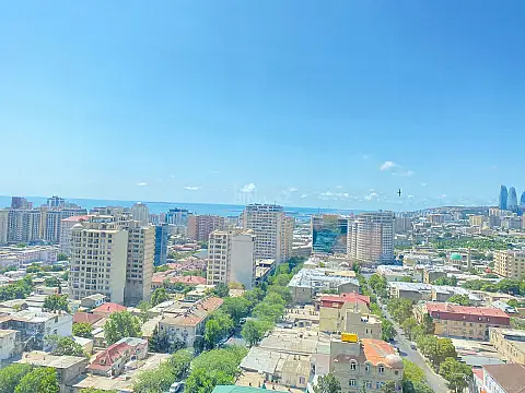 Kirayə verilir 3 otaqlı mənzil 180 m² — Bakı, Nizami 3 otaq 180.00 m²