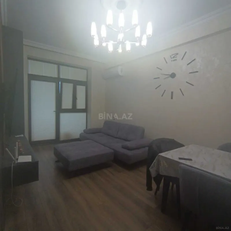 Kirayə verilir 2 otaqlı mənzil 74 m²