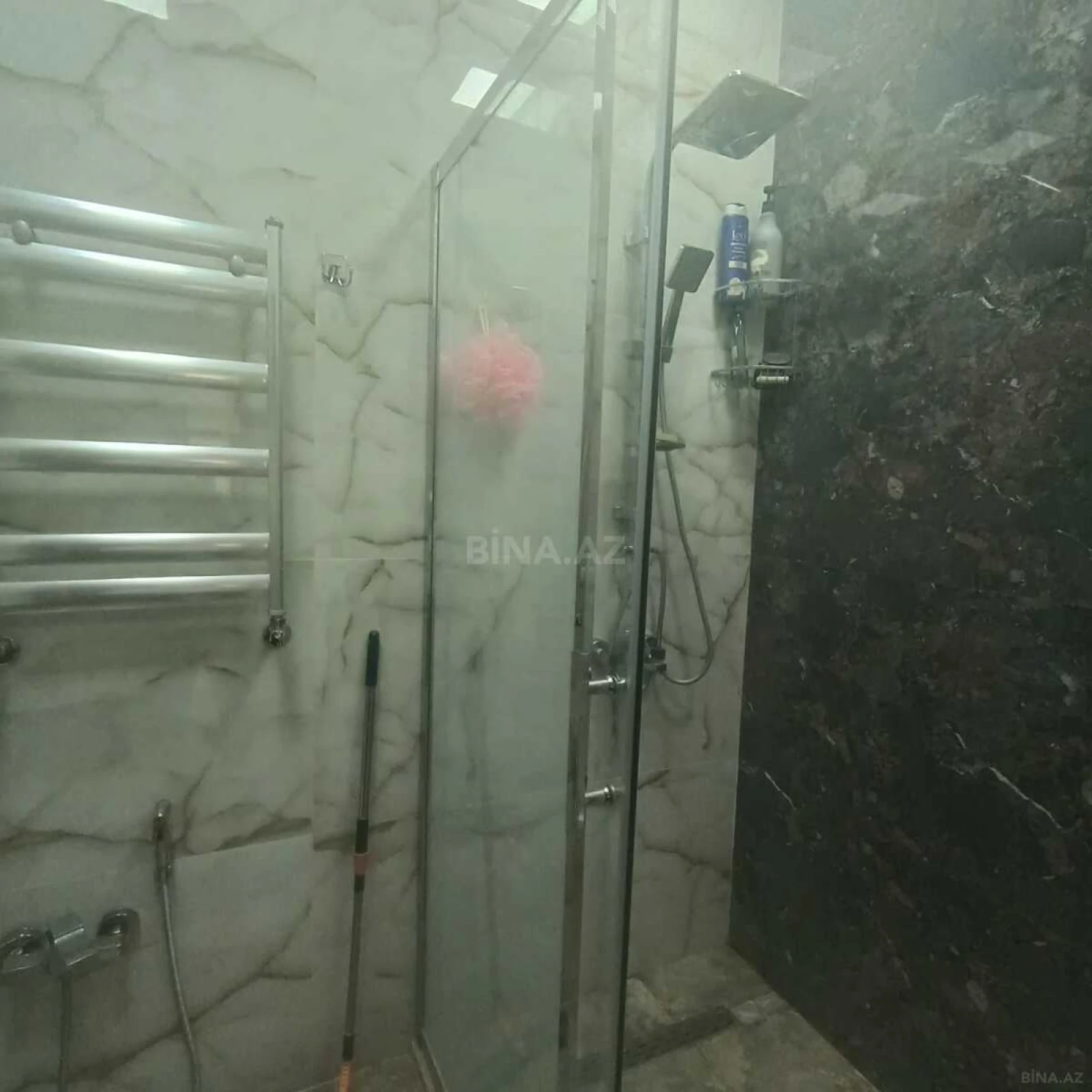 Kirayə verilir 2 otaqlı mənzil 74 m²