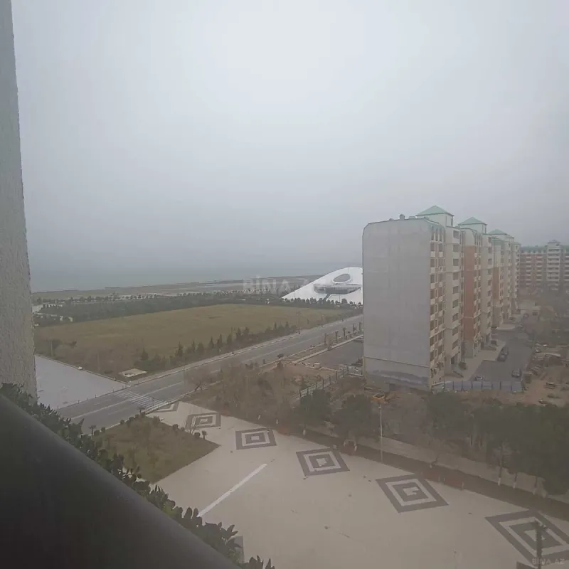 Kirayə verilir 2 otaqlı mənzil 74 m²