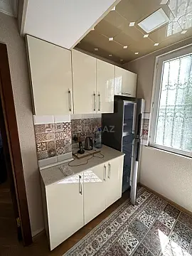 Kirayə verilir 2 otaqlı mənzil 40 m²