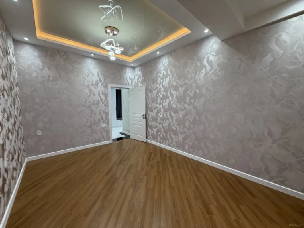 Satılır 2 otaqlı mənzil 85 m²