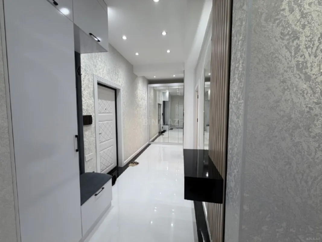 Satılır 2 otaqlı mənzil 85 m²