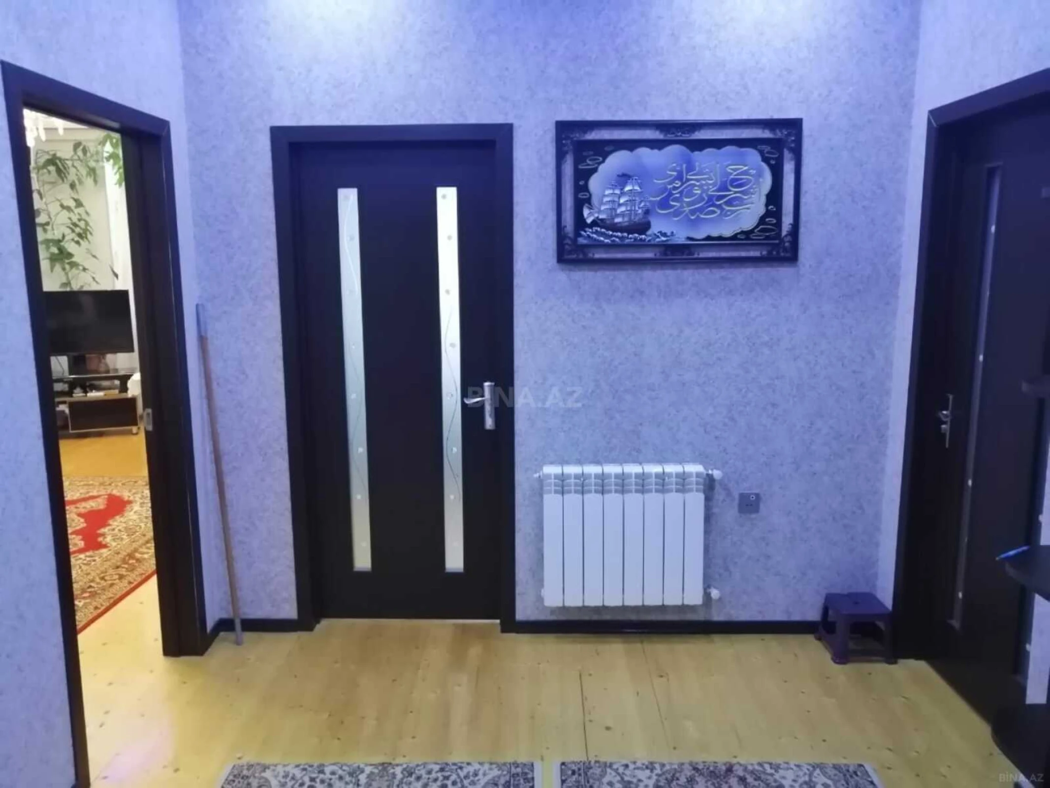 Kirayə verilir 2 otaqlı mənzil 92 m²