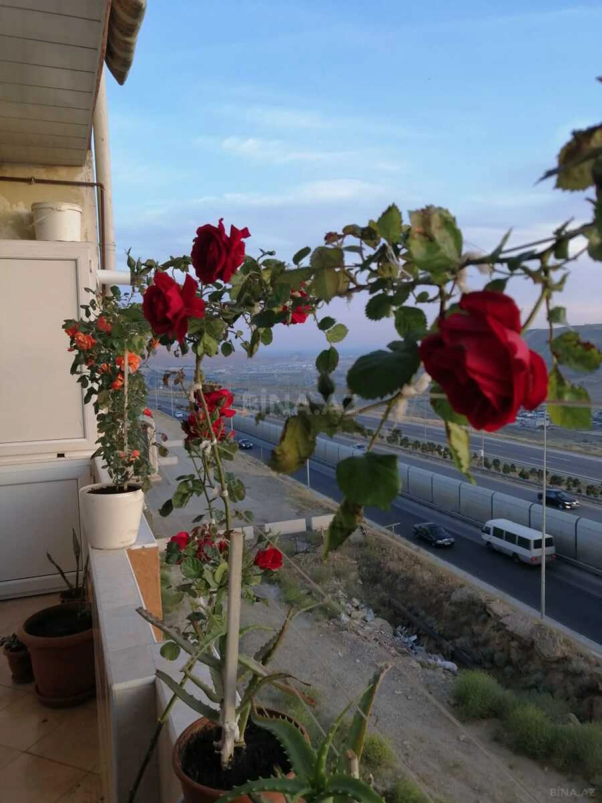 Kirayə verilir 2 otaqlı mənzil 92 m²