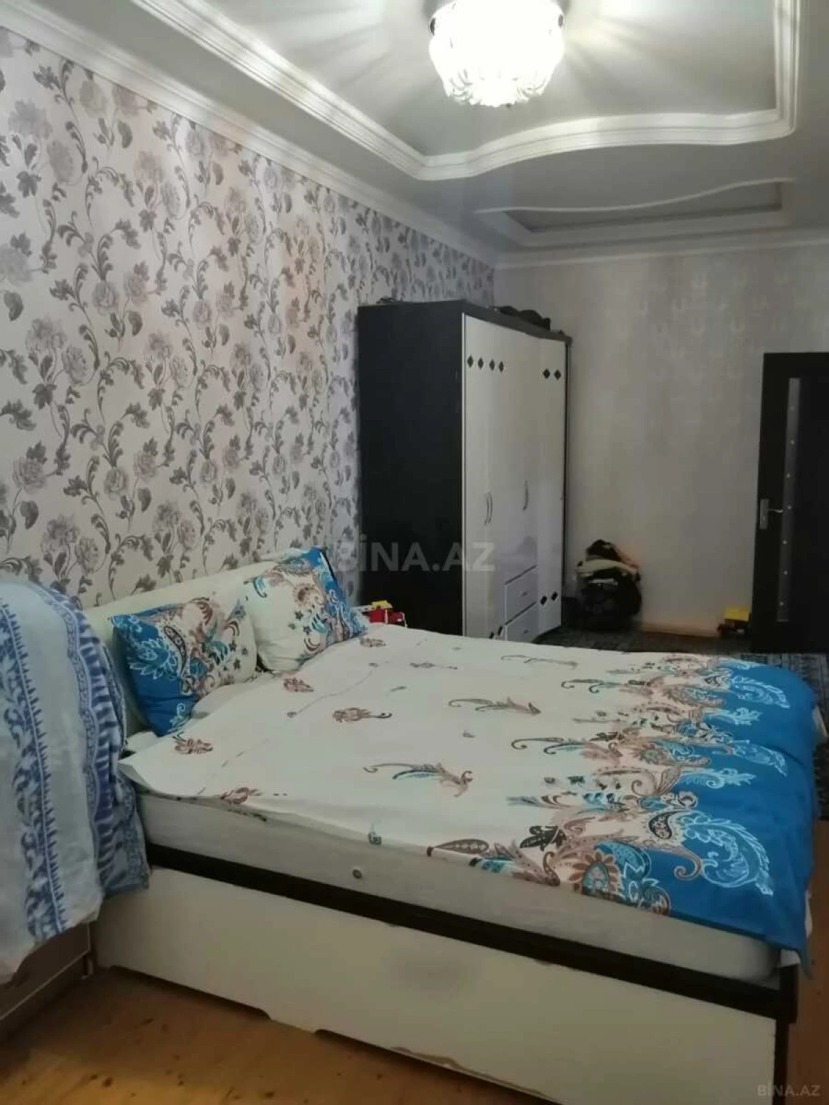 Kirayə verilir 2 otaqlı mənzil 92 m²