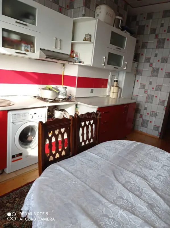 Kirayə verilir 2 otaqlı mənzil 92 m²