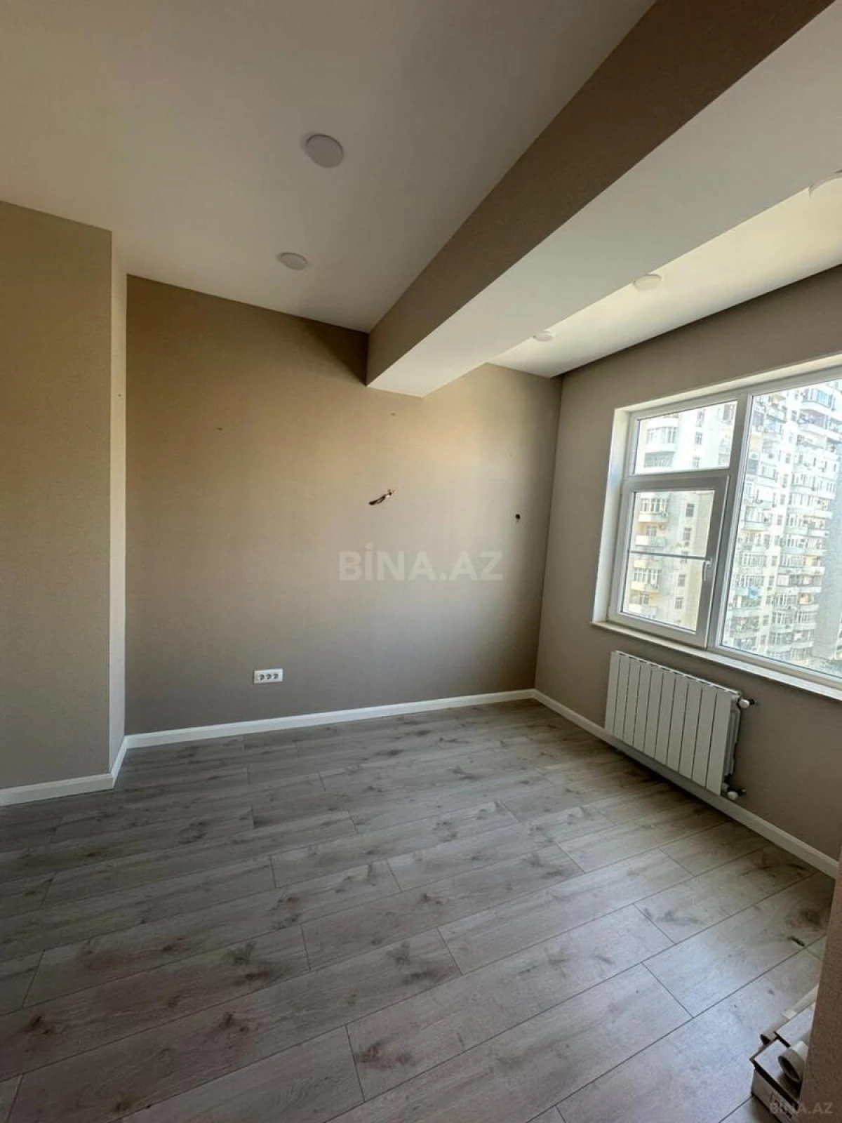 Satılır 3 otaqlı mənzil 85 m²