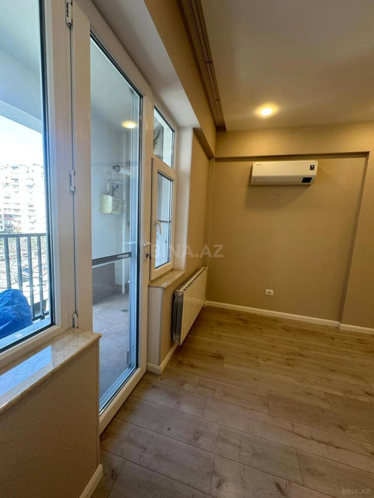 Satılır 3 otaqlı mənzil 85 m²
