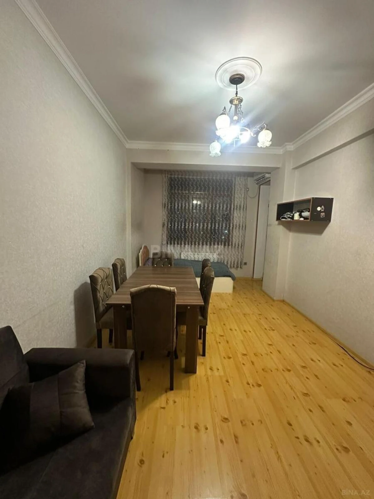 Kirayə verilir 2 otaqlı mənzil 80 m²