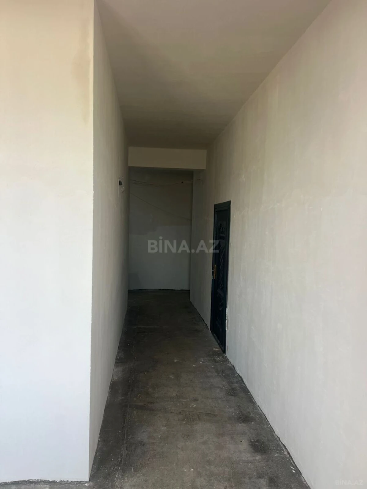 Satılır 2 otaqlı mənzil 68 m²